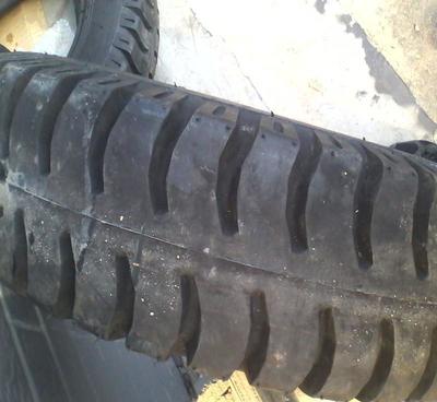 生產廠家 質優價量 17.5-25 工程實心輪胎